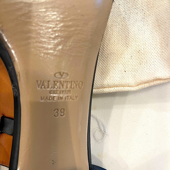 Valentino Rockstud block heel sandals. Size 39. Great condition! - Picture 5 of 12